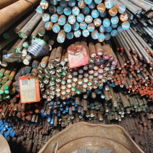 THÉP TRÒN ĐẶC S45C PHI 60