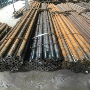 THÉP ỐNG ĐÚC PHI 13.7