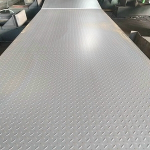 THÉP TẤM GÂN A36X8MM