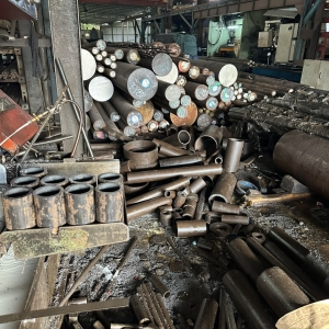  THÉP TRÒN ĐẶC S45C PHI 85 - THÉP TRÒN TRƠN C45 PHI 85