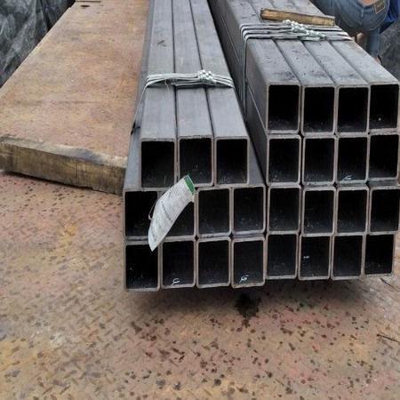 Hộp vuông 200×200 tiêu chuẩn JIS G3101 SS400