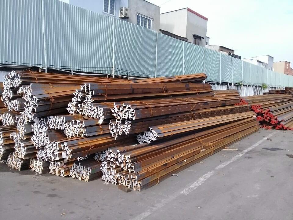 THÉP VUÔNG ĐẶC 20X30/ THANH VUÔNG ĐẶC 20X30