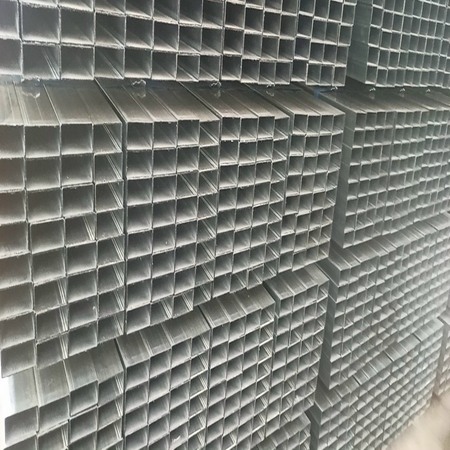 Thép hộp chữ nhật 30x60x2.8