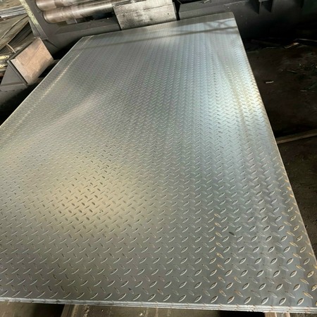 THÉP TẤM GÂN A36X6MM