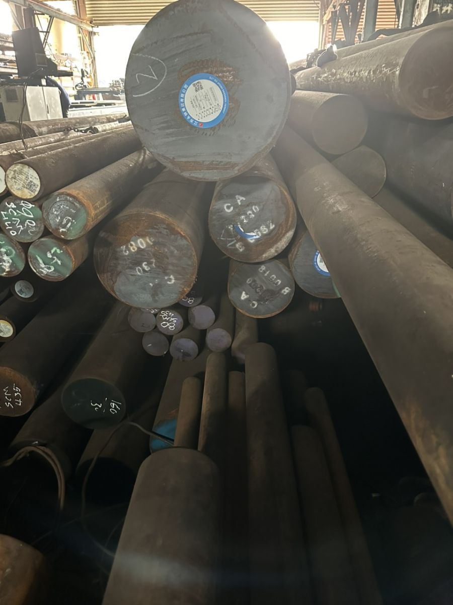 THÉP TRÒN ĐẶC SCM440 PHI 270, THÉP THANH TRÒN D270 SCM440